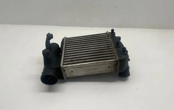 Audi A6 S6 C6 4F Intercooler radiator