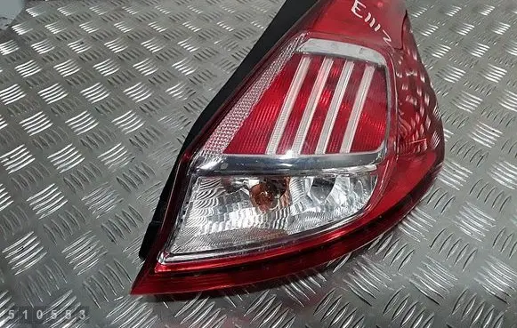 Rear/tail lights