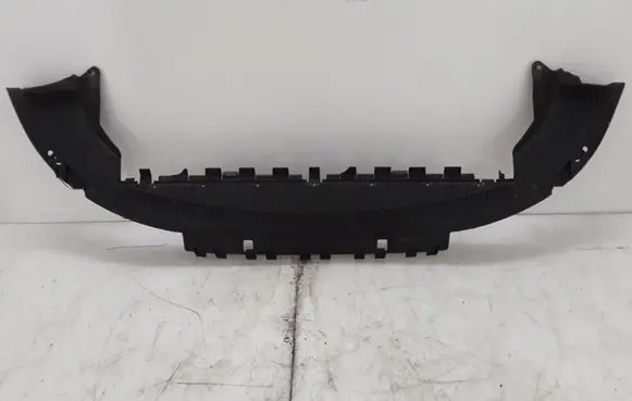Volvo V50 Engine splash shield/under tray