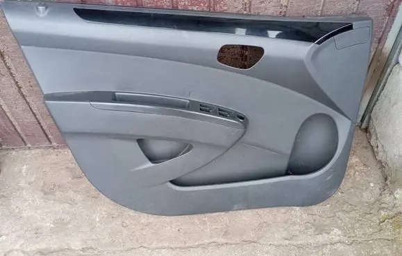 Chevrolet Spark Door card panel trim set 95211880 TH4P0504