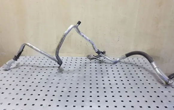 Renault Trafic III (X82) Air conditioning (A/C) pipe/hose 93868381 924804190R