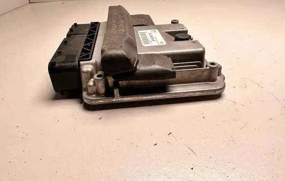 Audi A4 S4 B8 8K Engine control unit/module 03L906018JP 898406008