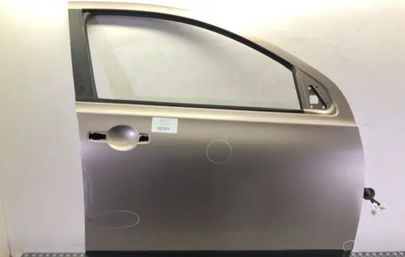 Nissan Qashqai Front door