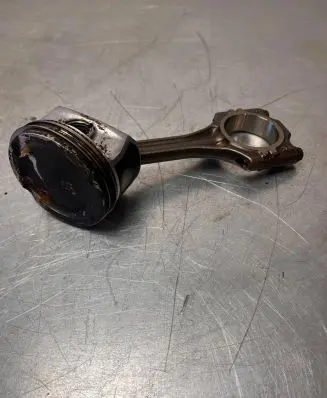 Volkswagen Polo Piston with connecting rod 36AC