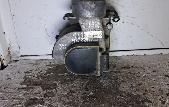 Mazda 626 Mass air flow meter F20113210 1971003420