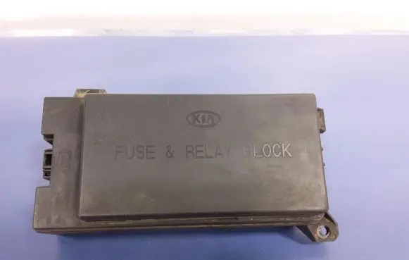 KIA Carnival Fuse box set OK53H66760