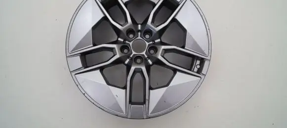 BMW iX R20 alloy rim 