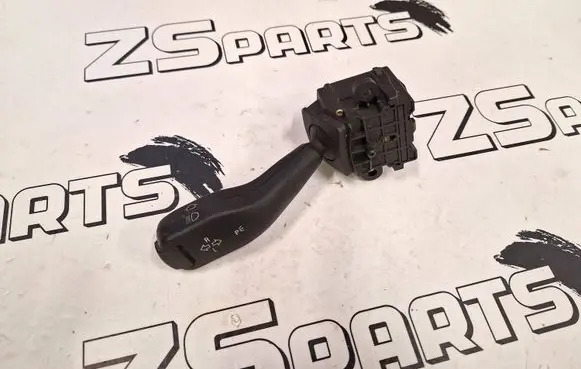 BMW 5 E39 Indicator stalk 8363668 01104010