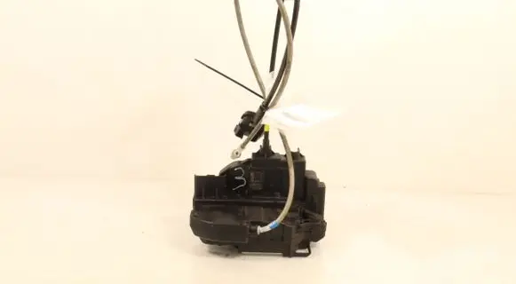 Nissan Note (E11) Rear door lock 10020