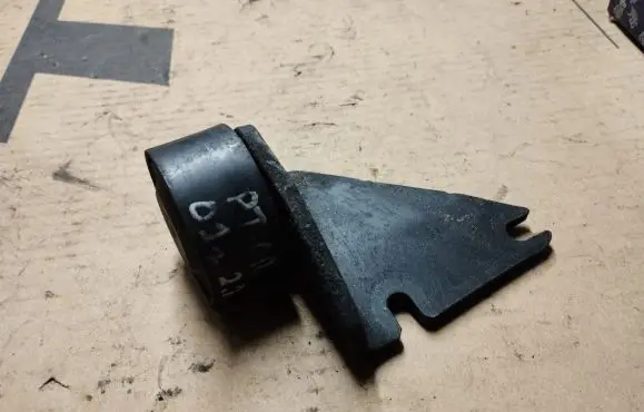 Chrysler PT Cruiser Alternator belt tensioner A6642000140