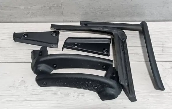 Dodge RAM Front mudguard 55372935AE