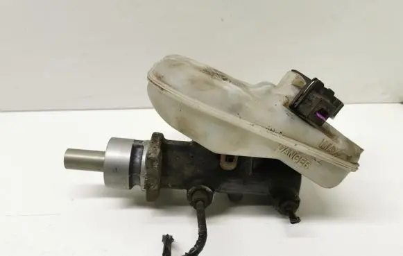 Peugeot Partner Master brake cylinder 481416
