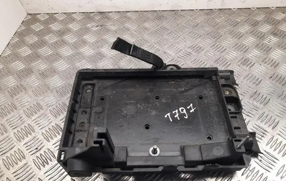 Mercedes-Benz CLA C118 X118 Battery tray A1776204201