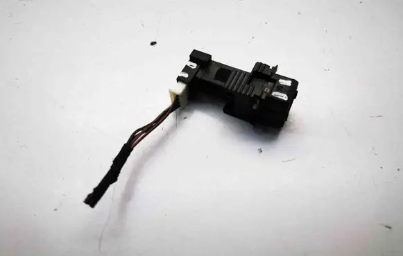 BMW 5 E60 E61 Brake pedal sensor switch 6967601