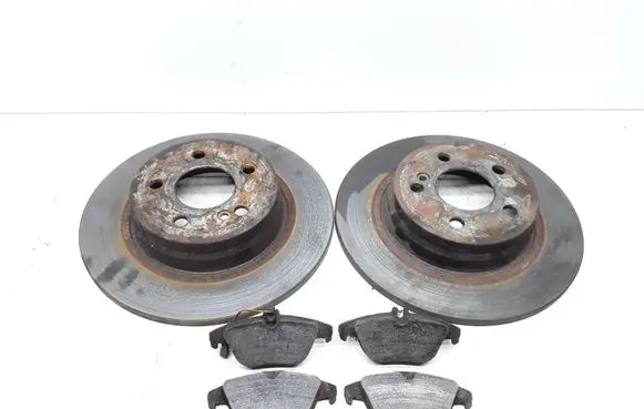 Mercedes-Benz C W204 Rear brake disc