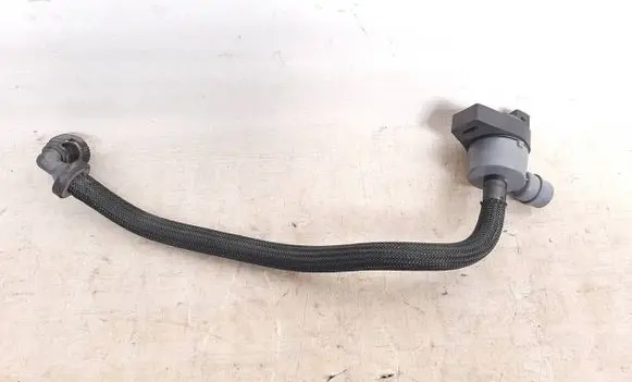 BMW 6 F12 F13 Breather/breather pipe/hose 7636149