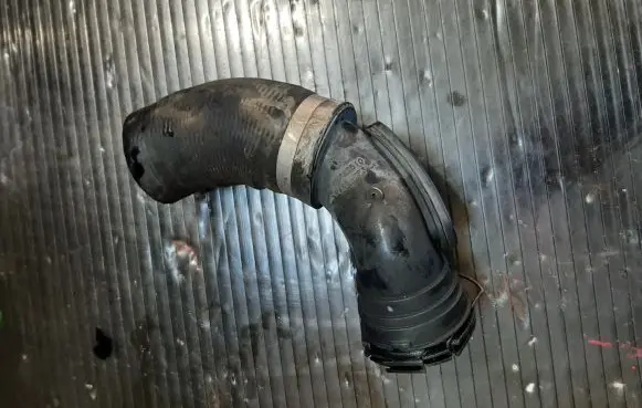 Mini Cooper Countryman R60 Intercooler hose/pipe 8512206