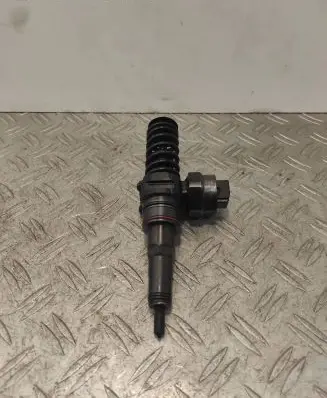 Ford Galaxy Fuel injector 038130073H