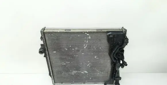 BMW X5 E53 Coolant radiator 2248724 17102248724