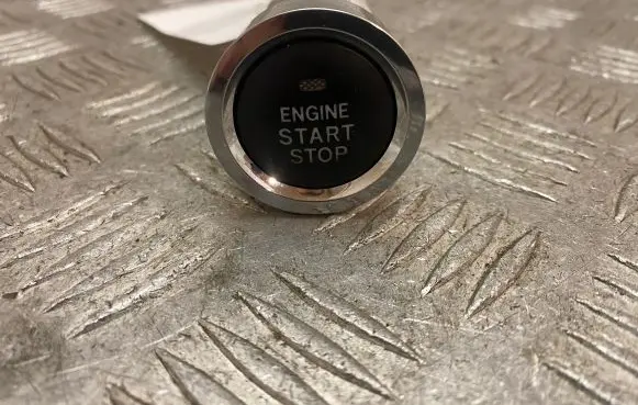 Toyota Land Cruiser (J150) Engine start stop button switch 0034361