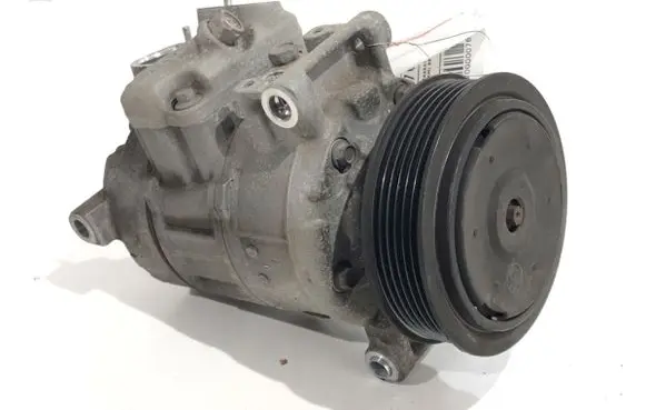 Volkswagen PASSAT B7 Air conditioning (A/C) compressor (pump) 1K0820808A