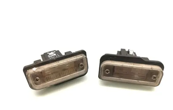 Mercedes-Benz CLS AMG C219 Number plate light 753061