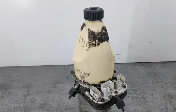 Opel Signum Power steering pump 
