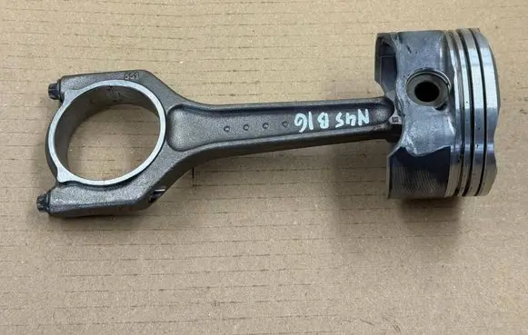 BMW 1 E81 E87 Piston with connecting rod 084167 7504 N45B16