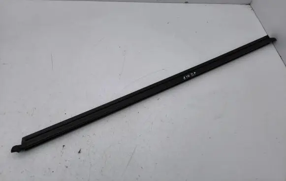 Skoda Octavia Mk4 Rubber seal front door (on door) 5E3837479