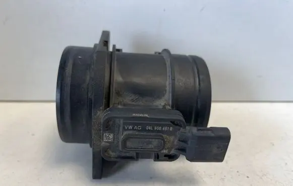 Volkswagen Golf VII Mass air flow meter 04L906461B