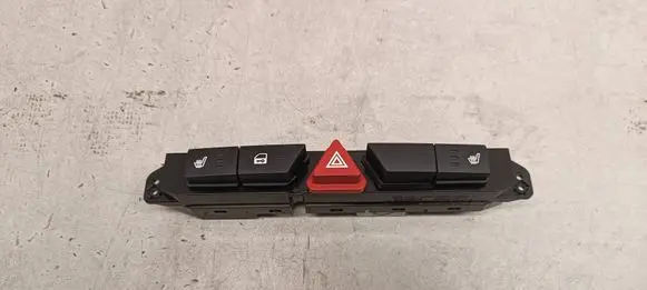 KIA Ceed Hazard light switch 937001H000 202009257 937001H010