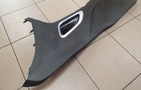 Jaguar F-Pace Centre console side trim front CM80485