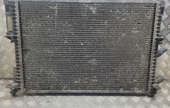 Renault Laguna I Coolant radiator 071710200F 7700421652