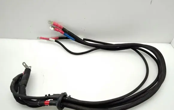 Iveco Daily 6th gen Positive cable (battery) 5801610609 5801635073
