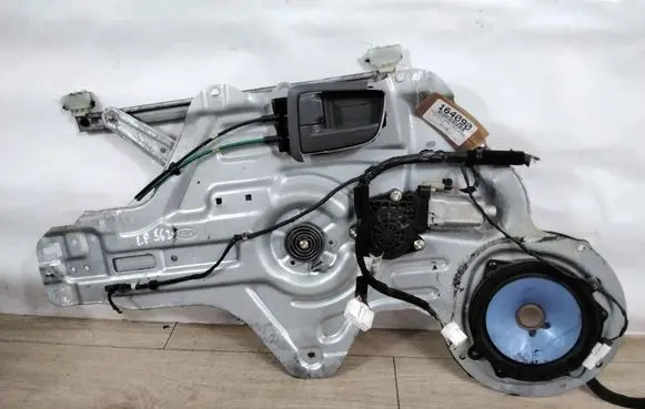 KIA Cerato Front door window regulator with motor