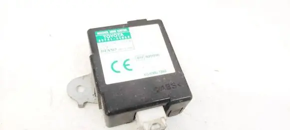 Toyota Avensis Verso Door control unit/module 8974144060 89741-44060