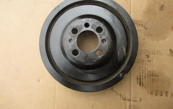 Seat Ibiza III (6L) Crankshaft pulley 045105243C