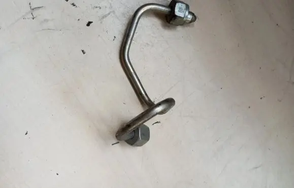 Jeep Grand Cherokee Fuel line pipe 62024F 060614