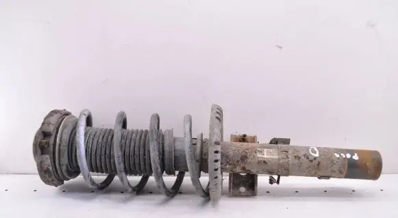 Volkswagen Polo Front shock absorber/damper 6Q0413031CE