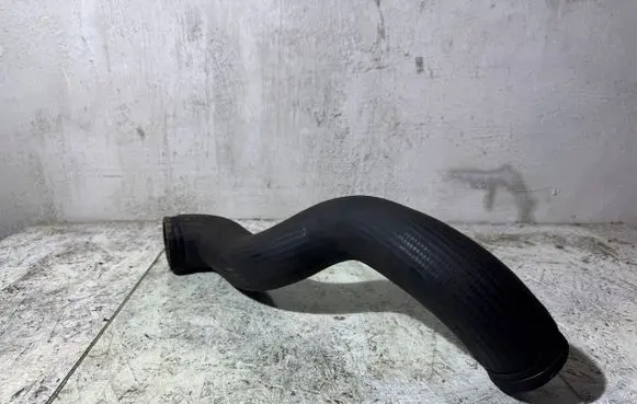 Volvo S60 Intercooler hose/pipe