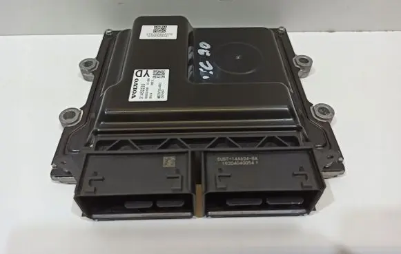 Volvo XC90 Engine control unit/module ECU 