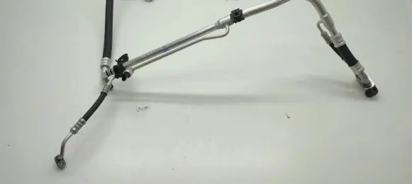 Hyundai Elantra VII Engine coolant pipe/hose
