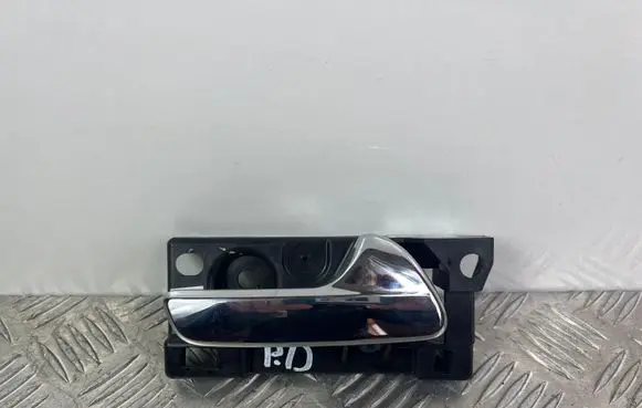Jeep Grand Cherokee Front door interior handle