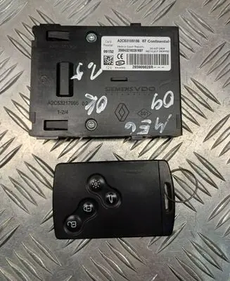 Renault Megane III Ignition key card reader 285909828R A2C53185186 350042719261697