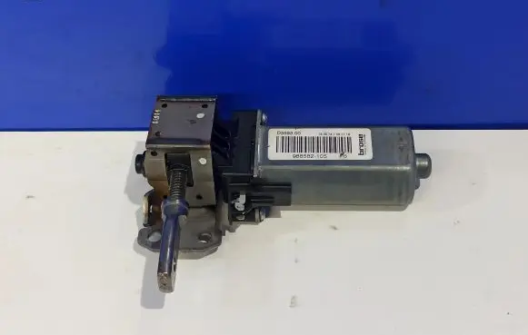 Volvo V60 Seat adjustment motor 8621416 988582105