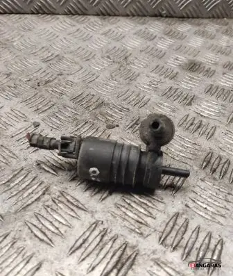 Opel Zafira A Windscreen/windshield washer pump