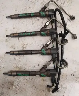 KIA Soul Fuel injector 33800-2a900