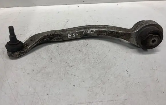 Volkswagen PASSAT B5.5 Front lower control arm/wishbone
