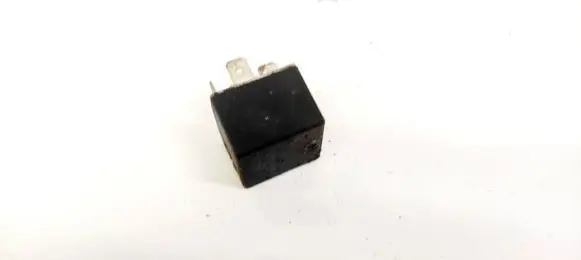 Peugeot 406 Other relay 12V25A03501