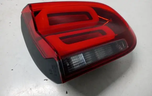 Citroen C5 Aircross Tailgate rear/tail lights 9816932880